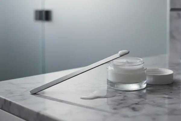 Men’s Hygiene: Waxing for a Fresh Scent in 2026