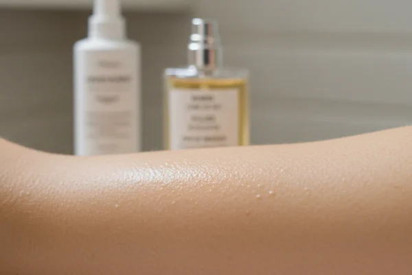 Post-Wax Scents: 5 Rules for 2026 Skin Safety